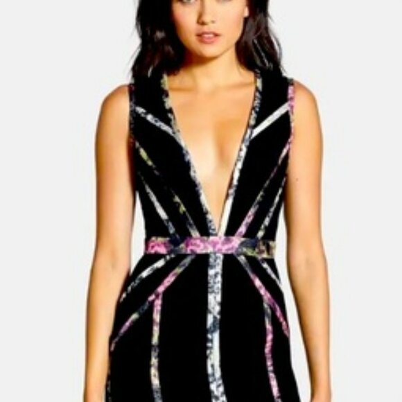 BCBGMAXAZRIA Black Maxi Hilaria Gown.  SZ 2 - Picture 7 of 7